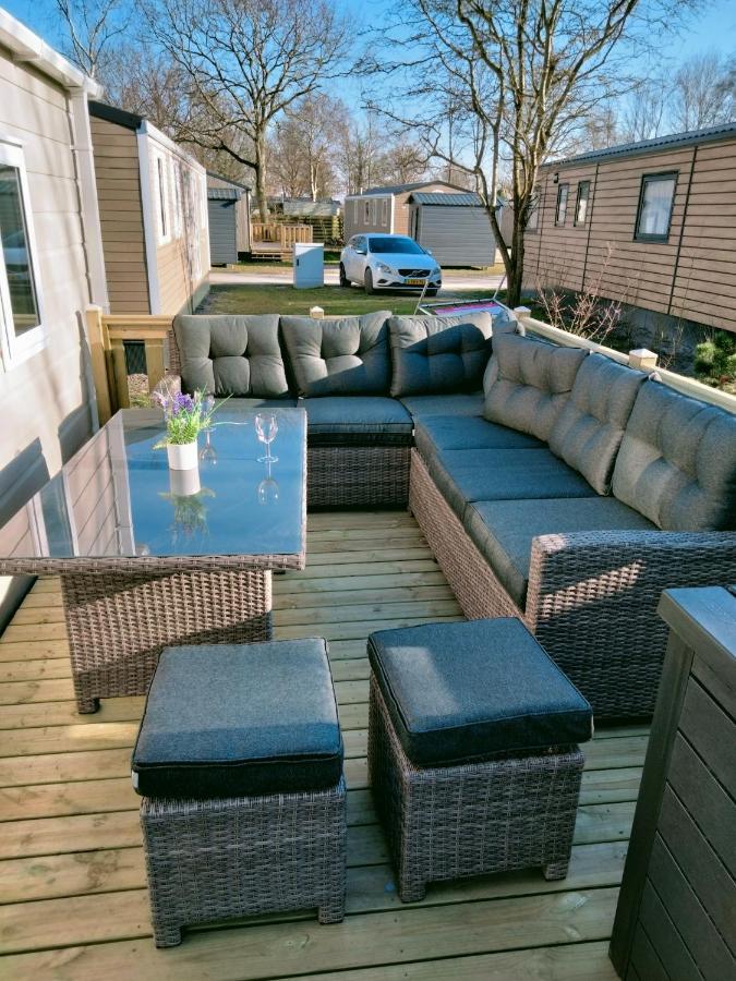 Bj Chalets - De Rug 1 - Vakantiepark Lauwersoog - Luxe Chalet Met Vaatwasser! Vroege Incheck! Exterior foto