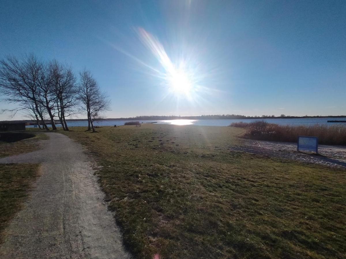 Bj Chalets - De Rug 1 - Vakantiepark Lauwersoog - Luxe Chalet Met Vaatwasser! Vroege Incheck! Exterior foto