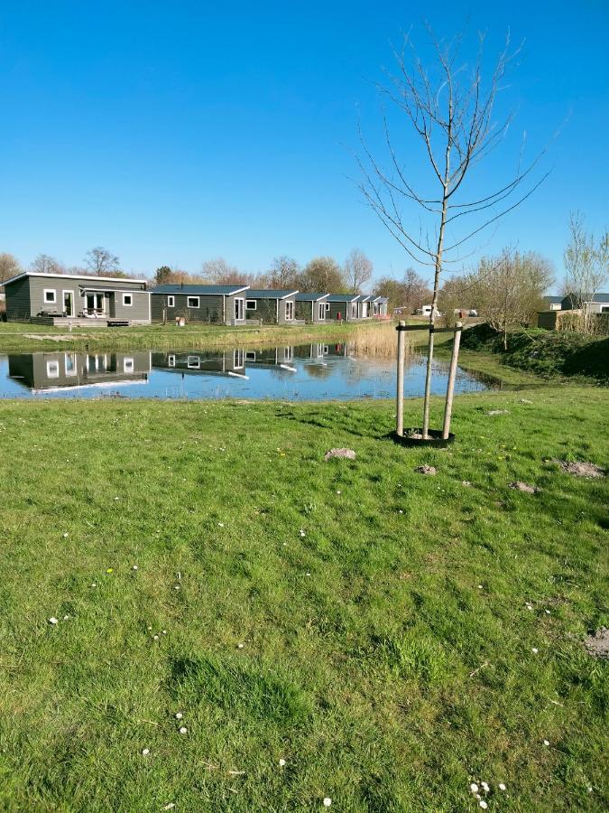 Bj Chalets - De Rug 1 - Vakantiepark Lauwersoog - Luxe Chalet Met Vaatwasser! Vroege Incheck! Exterior foto